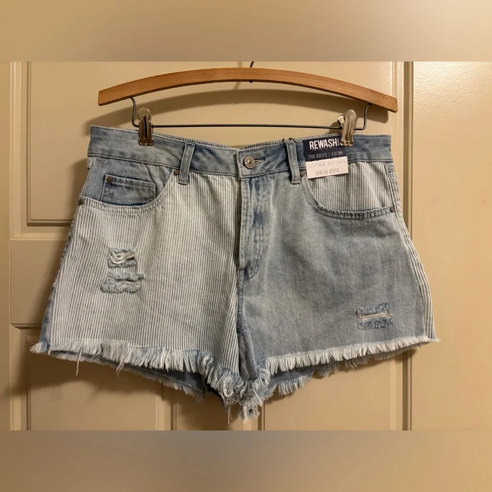 Rewash The Riley Distressed Jean Shorts - Picture 3 of 10